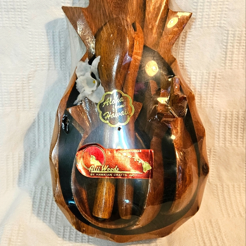 Vintage Monkey Pod Pineapple Bowl Set NEW Old Stock Hawaii Souvenir MCM